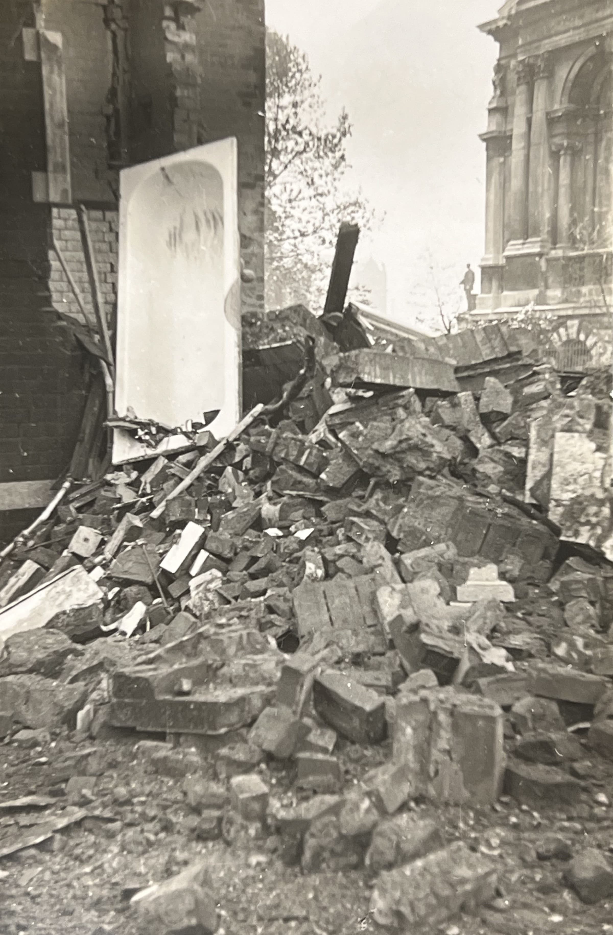Millbank_Bombing_11