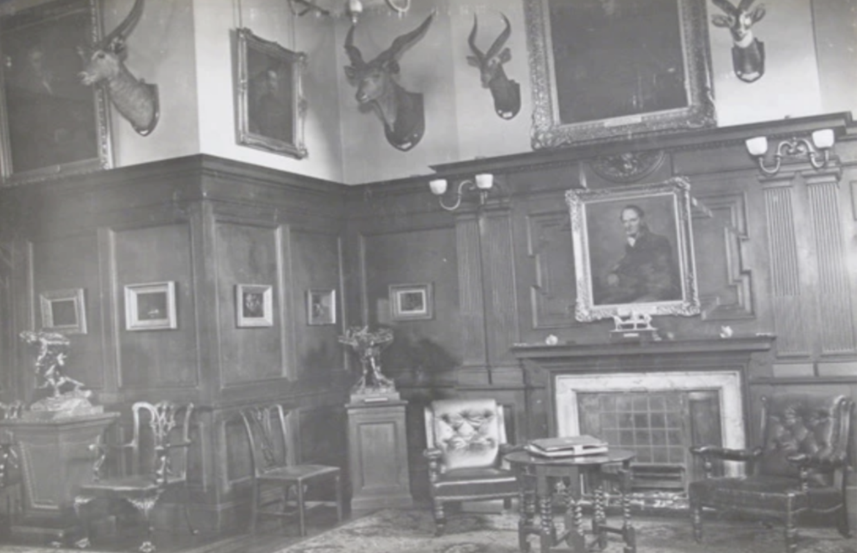 Officers_Mess_Ante_Room